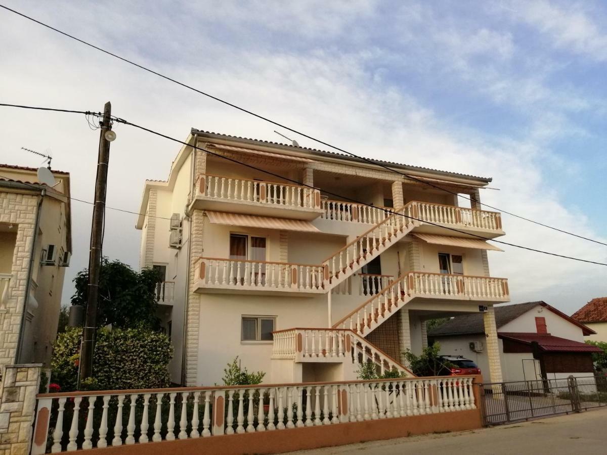 Apartments Brkovic Sukošan Exteriér fotografie